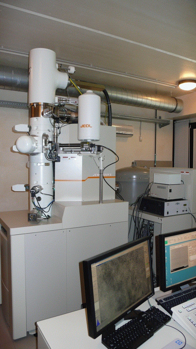Nuovo Microscopio Elettronico JEM 2200 per l'IMEM – Fondazione Cariparma